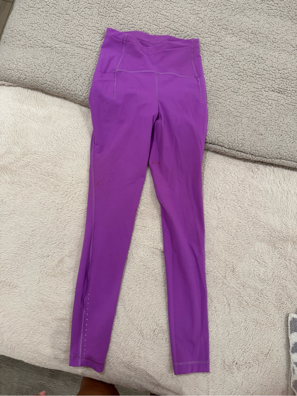 Lululemon High-Waisted Purple Active Leggings - Women